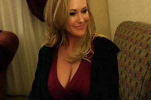 三级吃奶头添泬