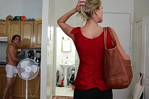 四虎高潮久久密