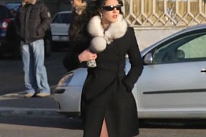 给女人用拳头交喷水